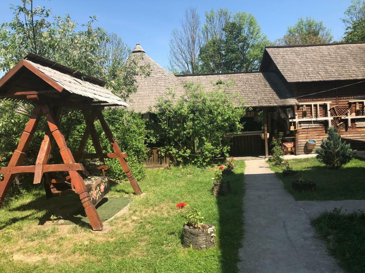 Pensiune Pastravarie La Pintea Haiducu Deseşti Exterior foto